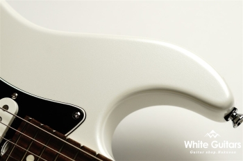 stay - Snow Flake White Pearl Mica